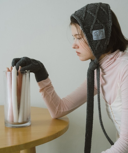 ROCKFISH WEATHERWEAR(ロックフィッシュウェザーウェア)の「DIAMOND CABLE EARMUFF(イヤーマフ・レディース・グレー/アイボリー/オリーブ/ラベンダー・FREE)」の15枚目の写真