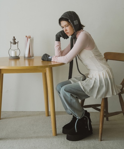 ROCKFISH WEATHERWEAR(ロックフィッシュウェザーウェア)の「DIAMOND CABLE EARMUFF(イヤーマフ・レディース・グレー/アイボリー/オリーブ/ラベンダー・FREE)」の17枚目の写真