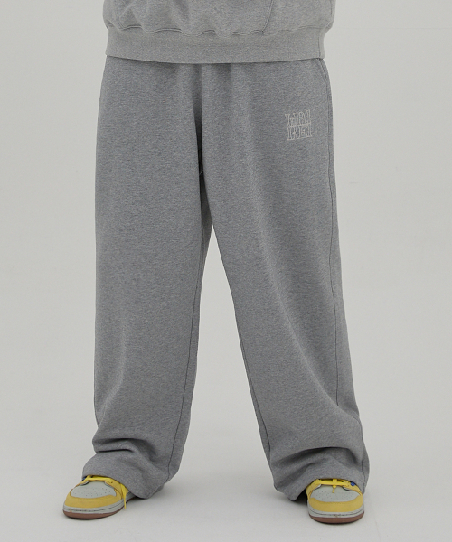 WaiKei(ワイケイ)の「ロゴ刺繍スウェットパンツグレー(スウェットパンツ・レディース・その他・1/2/3)」の4枚目の写真