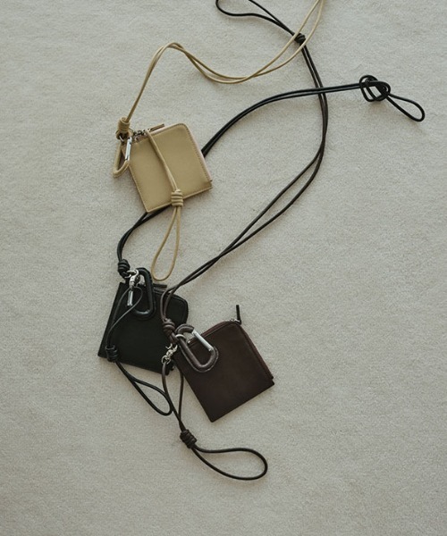 レザーコードカラビナスクエアパース（その他小物）｜ETRE TOKYO