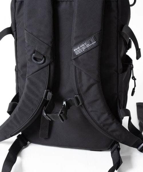 MAKAVELIC(マキャベリック)の「/MAKAVELIC/SCREENER BACKPACK(ボストンバッグ・メンズ・ブラック/ネイビー・FREE)」の8枚目の写真