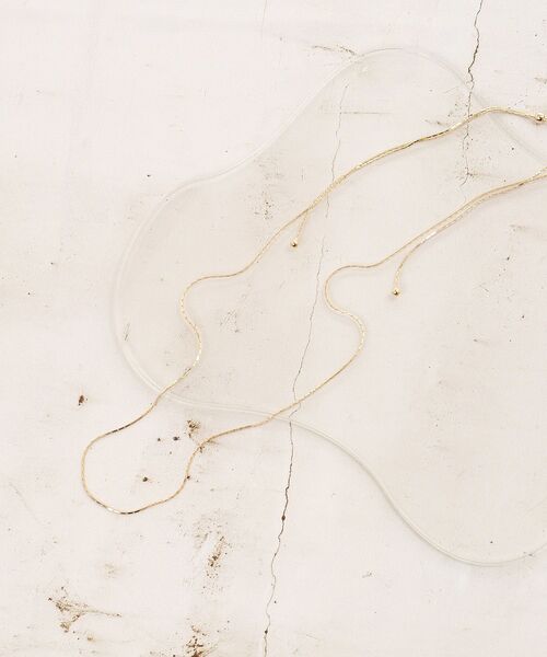 le.coeur blanc(ルクールブラン)の「O ロングスライドナローネックレス(ネックレス・レディース・ゴールド・FREE)」の4枚目の写真