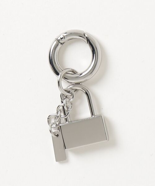 DIESEL（ディーゼル）の「レディース チャーム CHARM-LOCK CHARMS（チャーム・レディース・シルバー系その他・UNI）」の2枚目の写真