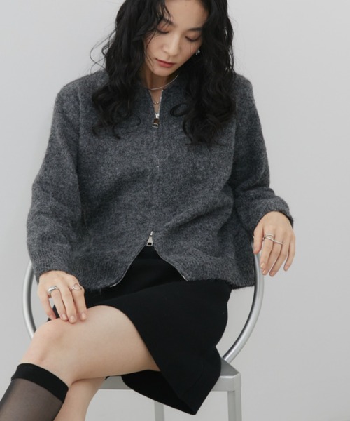 Aunt Marie's(アントマリーズ)の「ダブルジップミックスポロニット(ニット/セーター・レディース・チャコールグレー/ネイビー/イエロー/アイボリー・FREE)」の22枚目の写真