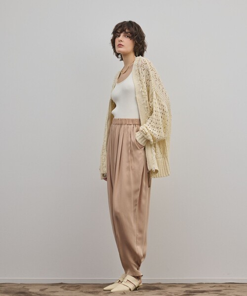 GRACE CONTINENTAL（グレースコンチネンタル）の「zipミドルニットカーディガン（カーディガン/ボレロ・レディース・ブラウン/キナリ・36）」の9枚目の写真