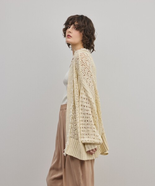 GRACE CONTINENTAL（グレースコンチネンタル）の「zipミドルニットカーディガン（カーディガン/ボレロ・レディース・ブラウン/キナリ・36）」の13枚目の写真