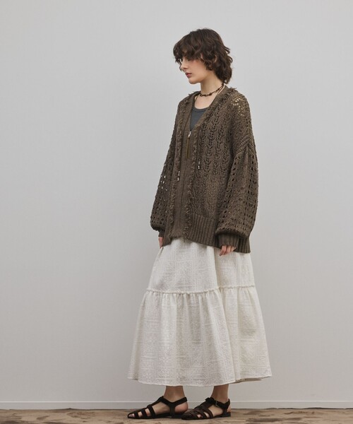 GRACE CONTINENTAL（グレースコンチネンタル）の「zipミドルニットカーディガン（カーディガン/ボレロ・レディース・ブラウン/キナリ・36）」の18枚目の写真