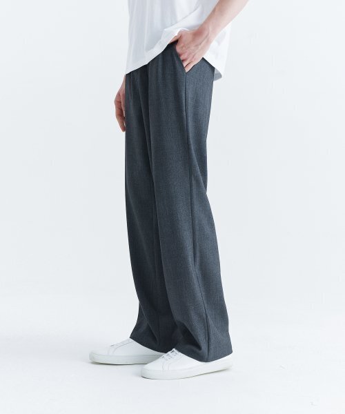 WHOLOVESART(フーラブズアート)の「Unisex semi-wide banding slacks - gray(スラックス・レディース・その他・SMALL/MEDIUM/LARGE/X-LARGE/XX-LARGE)」の2枚目の写真