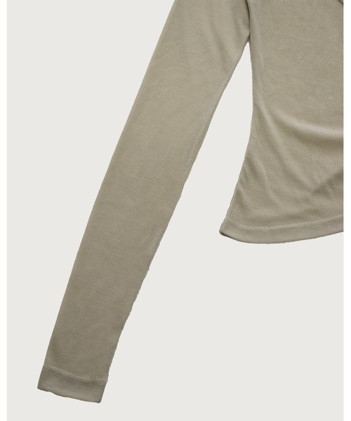 kiehtova（キエトヴァ）の「【kiehtova】ONE SHOULDER DRAPE TOPS/ワンショルダードレープトップス（Tシャツ/カットソー・レディース・サックスブルー/ブラック/ベージュ・FREE）」の5枚目の写真