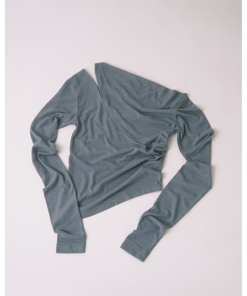 kiehtova（キエトヴァ）の「【kiehtova】ONE SHOULDER DRAPE TOPS/ワンショルダードレープトップス（Tシャツ/カットソー・レディース・サックスブルー/ブラック/ベージュ・FREE）」の12枚目の写真