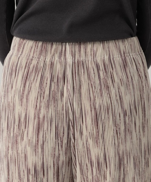 Elura（エルーラ）の「アコーディオン楊柳パンツ/621803（その他パンツ・レディース・アイボリー/ブラック・FREE）」の11枚目の写真