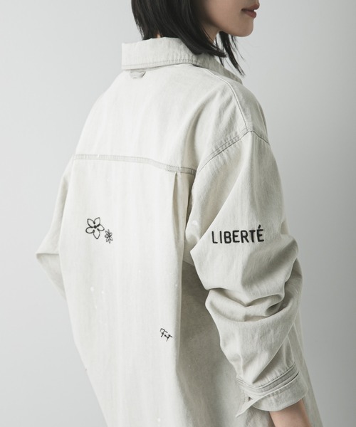 PICCADILLY（ピカデリー）の「『別注』PICCADILLY×URBAN RESEARCH　刺繍デニムシャツ（シャツ/ブラウス・レディース・ライトグレー/ライトインディゴブルー・FREE）」の11枚目の写真