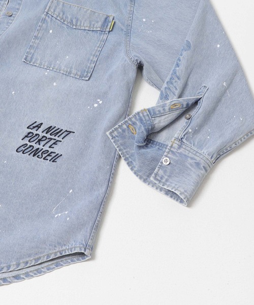 PICCADILLY（ピカデリー）の「『別注』PICCADILLY×URBAN RESEARCH　刺繍デニムシャツ（シャツ/ブラウス・レディース・ライトグレー/ライトインディゴブルー・FREE）」の3枚目の写真