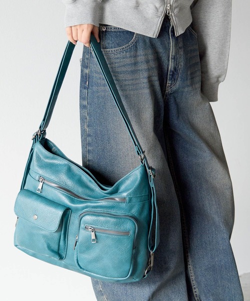 PBLIM（ページボーイリム）の「《UNISEX/３WAYで使える》７ポケットショルダーバッグ（ショルダーバッグ・レディース・ブラック/ブラウン/ターコイズブルー・FREE）」の9枚目の写真