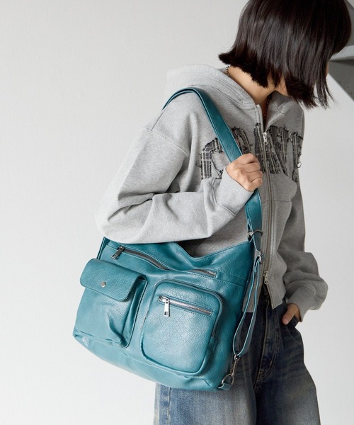 PBLIM（ページボーイリム）の「《UNISEX/３WAYで使える》７ポケットショルダーバッグ（ショルダーバッグ・レディース・ブラック/ブラウン/ターコイズブルー・FREE）」の12枚目の写真