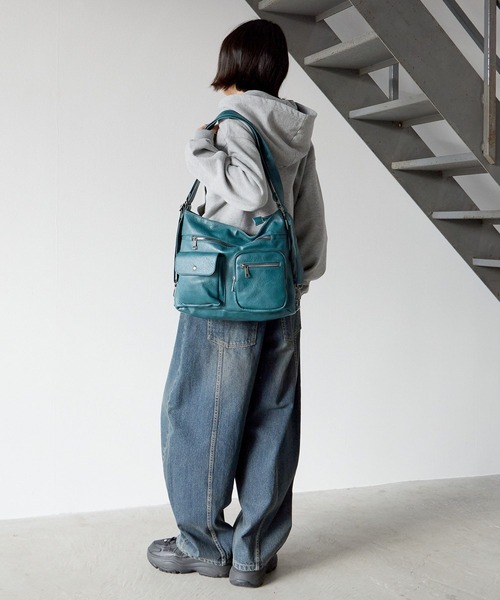 PBLIM（ページボーイリム）の「《UNISEX/３WAYで使える》７ポケットショルダーバッグ（ショルダーバッグ・レディース・ブラック/ブラウン/ターコイズブルー・FREE）」の15枚目の写真