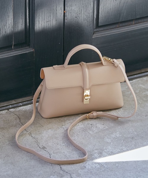 VIS（ビス）の「【新色追加】【軽量】ひねり金具ワンハンドルミニショルダーバッグ/2WAY（ショルダーバッグ・レディース・ブラック/ベージュ/ブラック系その他/グレー系その他/キャメル・FREE）」の5枚目の写真