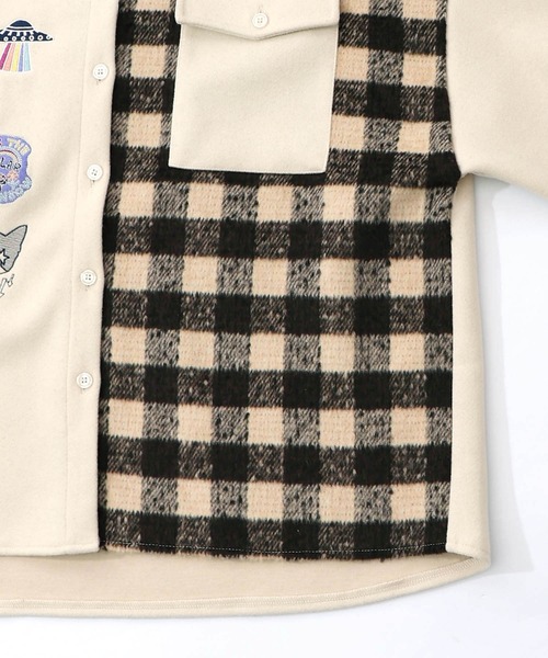 ScoLar(スカラー)の「153766:POP刺繍×チェック柄シャツ(ブルゾン・レディース・チャコールグレー/ブラック/アイボリー・M)」の22枚目の写真
