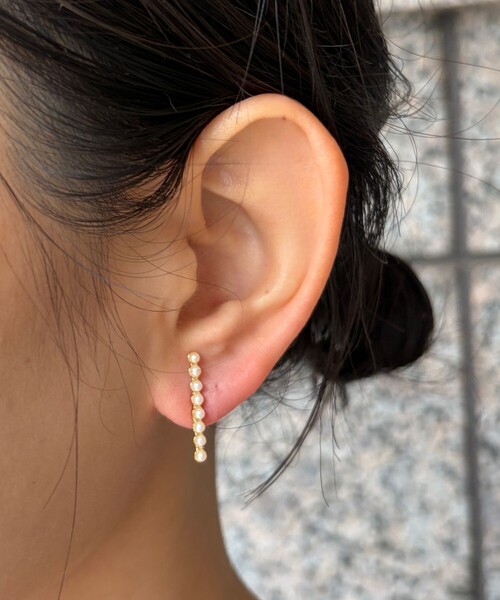 Rouge vif(ルージュヴィフ)の「【Caline Paris/カリーヌパリ 】vintage 8連パールピアス/両耳(ピアス(両耳用)・レディース・ゴールド・フリー)」の2枚目の写真