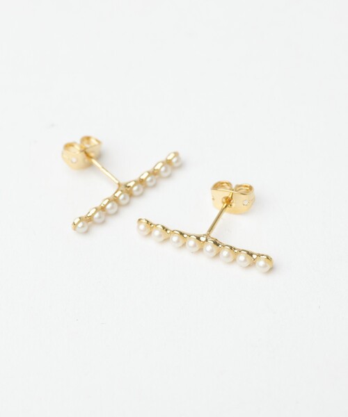 Rouge vif(ルージュヴィフ)の「【Caline Paris/カリーヌパリ 】vintage 8連パールピアス/両耳(ピアス(両耳用)・レディース・ゴールド・フリー)」の4枚目の写真