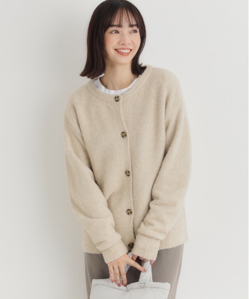 Right-on（ライトオン）の「【HONEYSUCKLE ROSE】シャギークルーカーディガン (オーバーサイズ/ふわふわニット/保温性)（カーディガン/ボレロ・レディース・ダークグレー/ベージュ/ブラウン・L/M）」の8枚目の写真