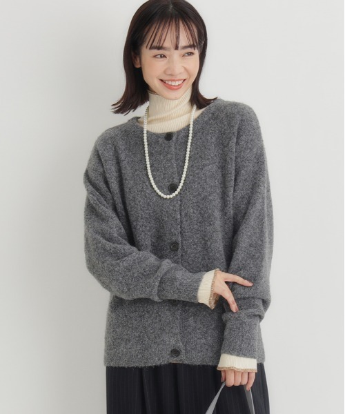 Right-on（ライトオン）の「【HONEYSUCKLE ROSE】シャギークルーカーディガン (オーバーサイズ/ふわふわニット/保温性)（カーディガン/ボレロ・レディース・ダークグレー/ベージュ/ブラウン・L/M）」の12枚目の写真