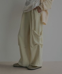 バックサテンリラクシーカーゴパンツ