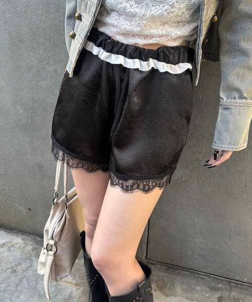 WHO'S WHO gallery（フーズフーギャラリー）の「ダブルウエストサテンロゴショーツ（その他パンツ・レディース・オフホワイト/ブラック/ネイビー/グレー・FREE）」の8枚目の写真