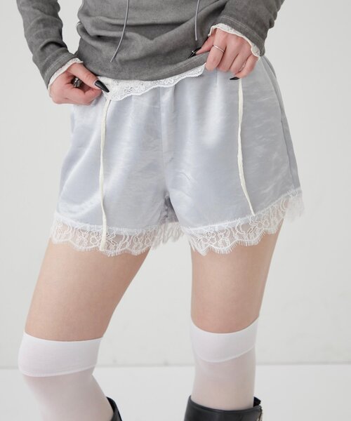 WHO'S WHO gallery（フーズフーギャラリー）の「ダブルウエストサテンロゴショーツ（その他パンツ・レディース・オフホワイト/ブラック/ネイビー/グレー・FREE）」の14枚目の写真