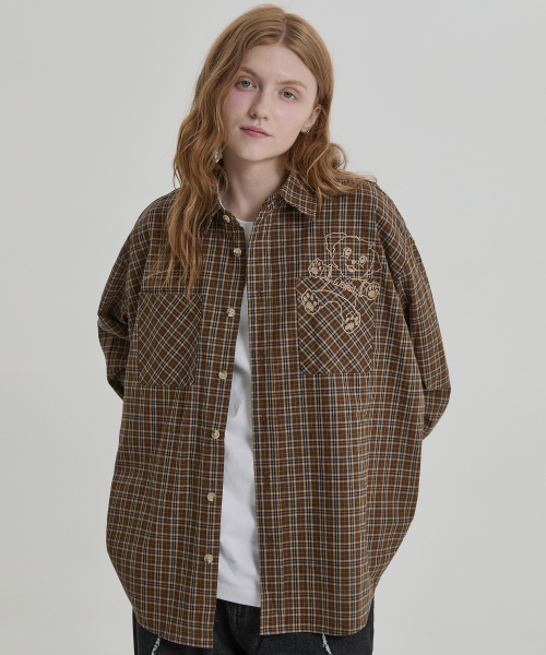 WaiKei(ワイケイ)の「マルチーズ刺繍チェックシャツ 4 COLOR(シャツ/ブラウス・レディース・バーガンディー/ブラウン/グリーン/ブルー・3/2/1)」の6枚目の写真