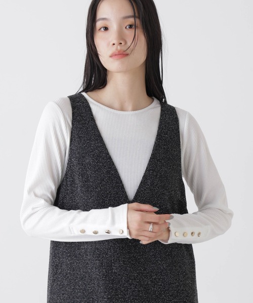 NANO universe(ナノユニバース)の「メタルボタンスリーブクルーネックリブカットトップス(Tシャツ/カットソー・レディース・ホワイト/イエロー系その他/ブラック・FREE)」の5枚目の写真