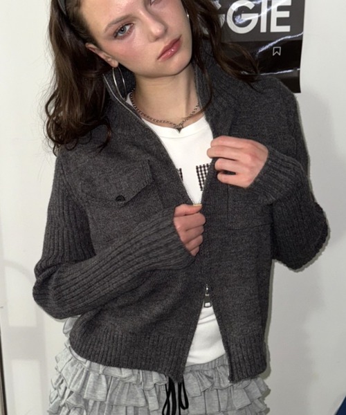 SHAGGIE（シャギー）の「スタンドカラーハイネックジップニット（カーディガン/ボレロ・レディース・ホワイト/グリーン/グレー・FREE）」の3枚目の写真