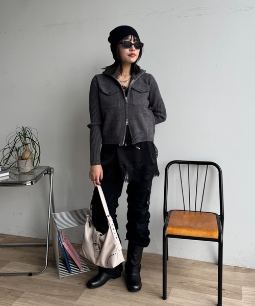 SHAGGIE（シャギー）の「スタンドカラーハイネックジップニット（カーディガン/ボレロ・レディース・ホワイト/グリーン/グレー・FREE）」の14枚目の写真