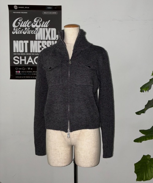 SHAGGIE（シャギー）の「スタンドカラーハイネックジップニット（カーディガン/ボレロ・レディース・ホワイト/グリーン/グレー・FREE）」の15枚目の写真