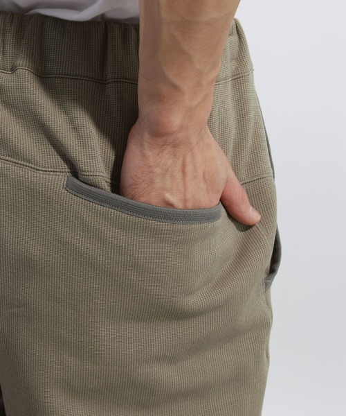 BAYFLOW（ベイフロー）の「【軽量・ストレッチ】フレックスフリースパンツ[セットアップ可]（その他パンツ・メンズ・ブラック/ベージュ・LARGE/MEDIUM）」の17枚目の写真