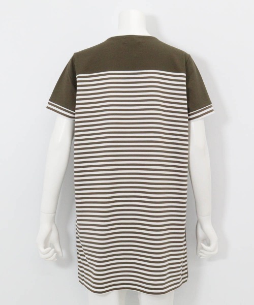 Picone CLUB(ピッコーネクラブ)の「バックボーダー切替冷感チュニック(Tシャツ/カットソー・レディース・カーキ/ブラック/ネイビー・13号/11号/9号)」の19枚目の写真