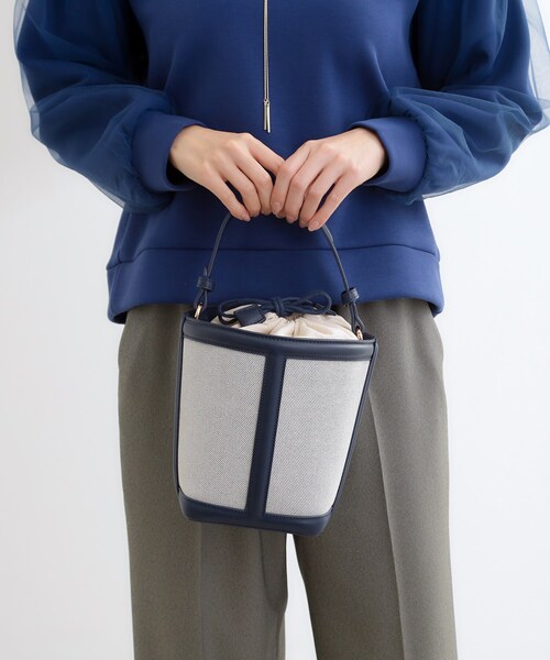 Reflect（リフレクト）の「【ショルダー付き】バケット型ワンショルダーバッグ（ショルダーバッグ・レディース・キャメル/ネイビー・00）」の8枚目の写真