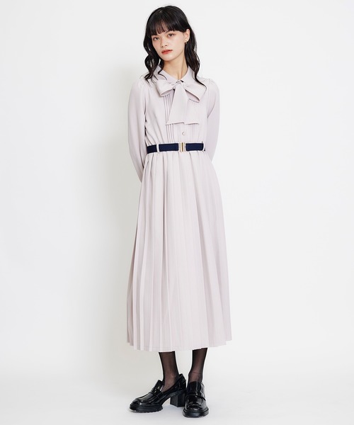 REDYAZEL(レディアゼル)の「リボンタイプリーツロングシャツワンピース(ワンピース・レディース・ミント/ネイビー/ライトグレー・FREE)」の1枚目の写真