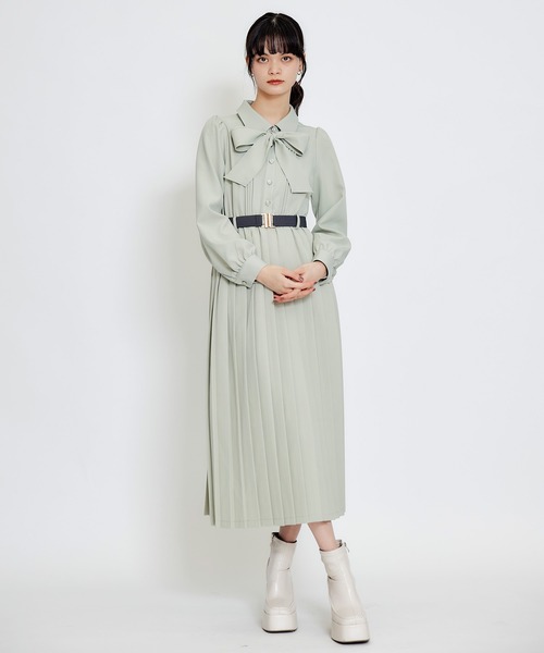 REDYAZEL(レディアゼル)の「リボンタイプリーツロングシャツワンピース(ワンピース・レディース・ミント/ネイビー/ライトグレー・FREE)」の22枚目の写真