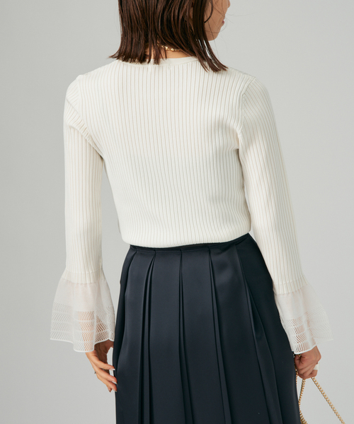 VERMEIL par iena（ヴェルメイユパーイエナ）の「ベルスリーブリブプルオーバー（ニット/セーター・レディース・ホワイト/ブラック・FREE）」の14枚目の写真