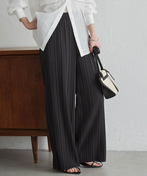 RANAN（ラナン）の「【セルフカットOK】セミワイドプリーツイージーパンツ（その他パンツ・レディース・ブラック系その他/ブラック/チャコール/ベージュ/ホワイト・LL/3L/S/M/L）」の4枚目の写真