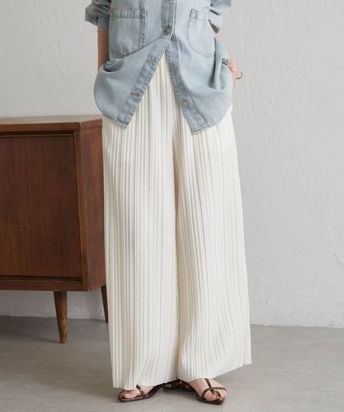 RANAN（ラナン）の「【セルフカットOK】セミワイドプリーツイージーパンツ（その他パンツ・レディース・ブラック系その他/ブラック/チャコール/ベージュ/ホワイト・LL/3L/S/M/L）」の6枚目の写真