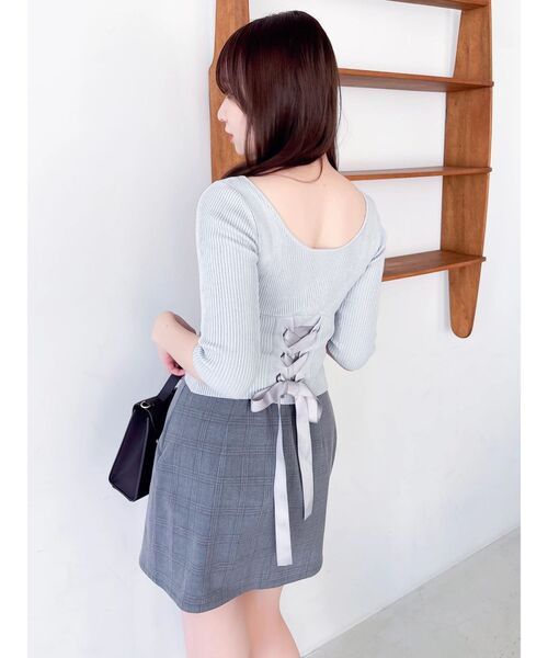 dazzlin（ダズリン）の「バックレースアップタイトニット（ニット/セーター・レディース・ブラック/グレー/オフホワイト/ラベンダー/ピンク・FREE）」の13枚目の写真