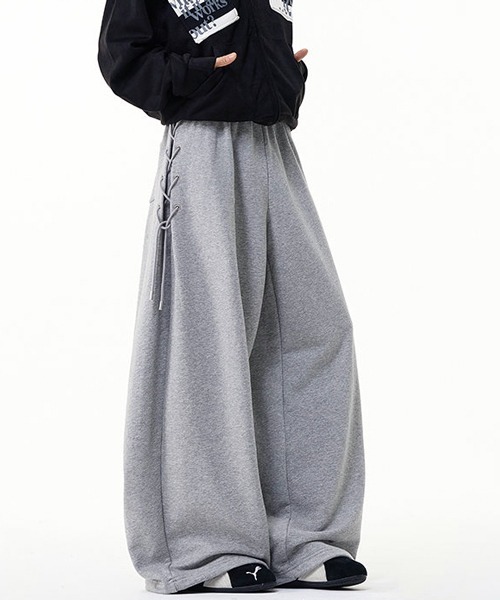 neos（ネオス）の「【neos】ユニセックス サイド レースアップ ルーズ ワイド スウェット パンツ メンズ レディース（スウェットパンツ・メンズ・ブラック/グレー・MEDIUM/LARGE/X-LARGE）」の9枚目の写真