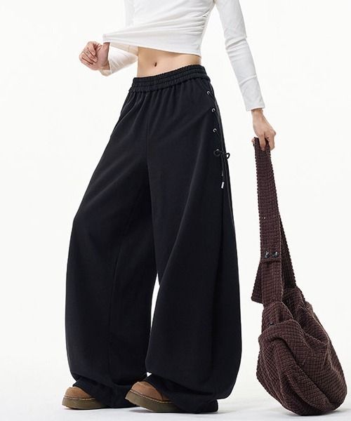 neos（ネオス）の「【neos】ユニセックス サイド レースアップ ルーズ ワイド スウェット パンツ メンズ レディース（スウェットパンツ・メンズ・ブラック/グレー・MEDIUM/LARGE/X-LARGE）」の18枚目の写真