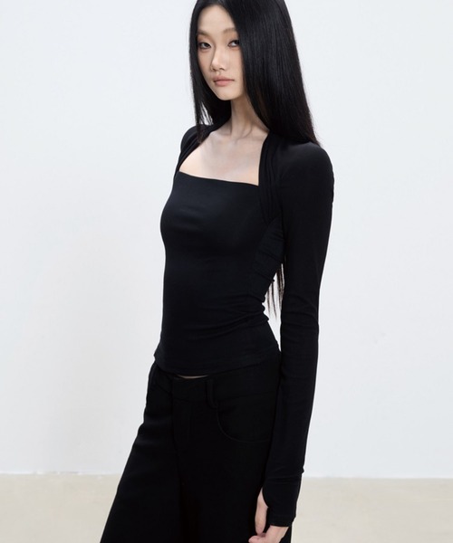 ADDITION STORE(アディションストア)の「\デコルテ綺麗/ボックスネック ロンT / asrin(Tシャツ/カットソー・レディース・ブラック/ブラウン・SMALL/MEDIUM/LARGE)」の6枚目の写真