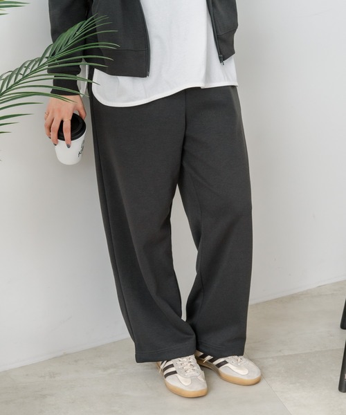 U.S. POLO ASSN.(ユーエスポロアッスン)の「【U.S. POLO ASSN./ユーエスポロアッスン】【もっちり高見え・美脚ストレート】ダンボール スウェットパンツ クッション素材 軽量・タフ(その他パンツ・レディース・ベージュ/杢グレー/チャコールグレー・LARGE/MEDIUM)」の2枚目の写真