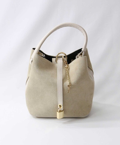 Gready Brilliant（グレディブリリアン）の「キーチェーン付ミニバック（ショルダーバッグ・レディース・ベージュ・FREE）」の17枚目の写真