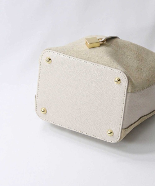 Gready Brilliant（グレディブリリアン）の「キーチェーン付ミニバック（ショルダーバッグ・レディース・ベージュ・FREE）」の20枚目の写真