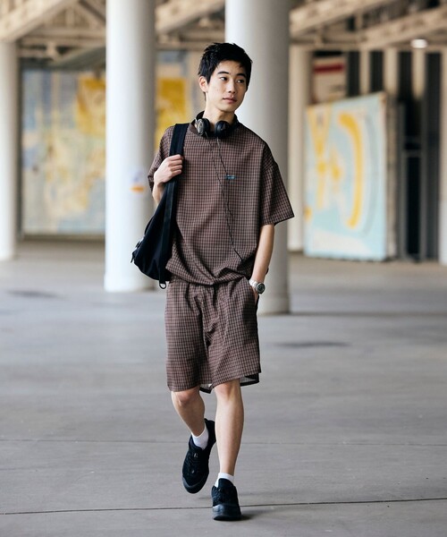FREAK'S STORE(フリークスストア)の「<UVカット・接触冷感・吸水速乾> AiRide/エアライド パッカブル セットアップ 夏/ クルーネックプルオーバー / ショーツ 限定展開(その他トップス・メンズ・チャコールグレー/グレイッシュベージュ/ブラウン系その他/グレー系その他/ブラック/ネイビー・MEDIUM/SMALL/LARGE)」の17枚目の写真